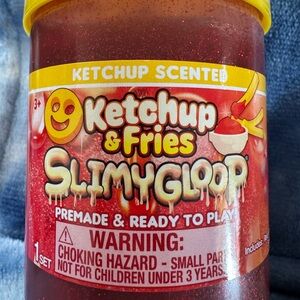 Ketchup & Fries - Red slime